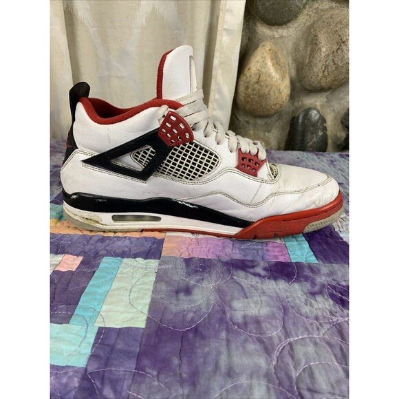Air Jordan 4 Retro OG Fire Red DC7770-160 size 10 Distressed (See Pictures) - Picture 11 of 16